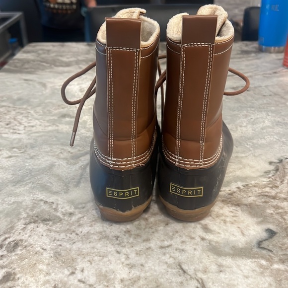 Esprit Rain Boots with Inside Fur Lining - Size 6.5 - Picture 3 of 3